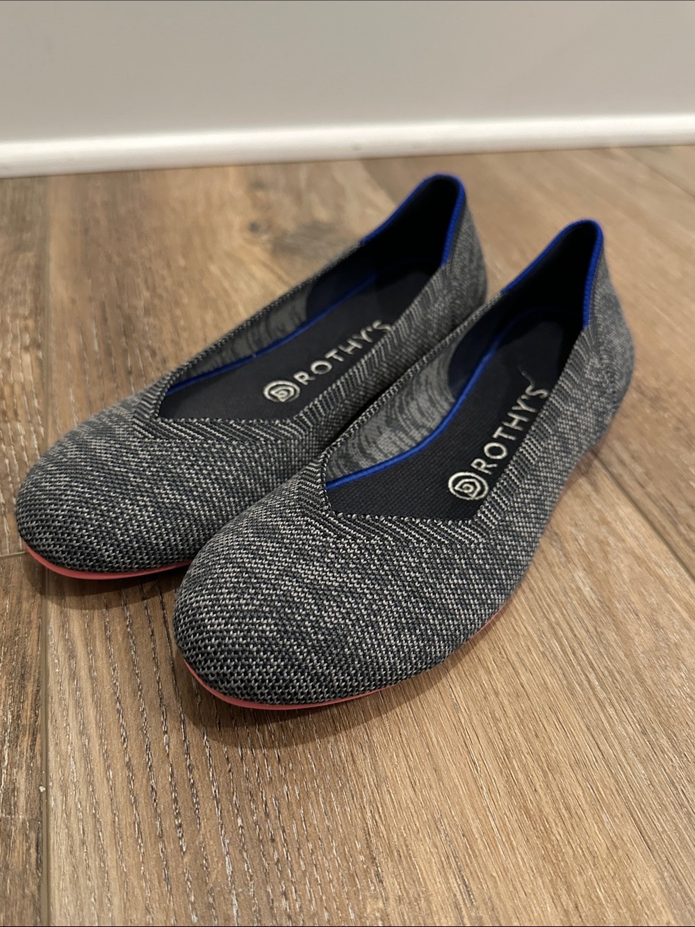 Rothy’s Rounded Toe Shoes in Dark Grey Heather, Size 9, Machine Washable!